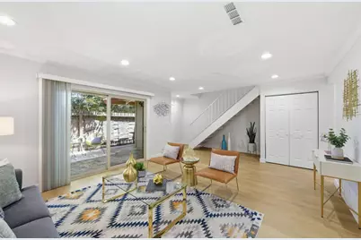 209 E Red Oak Dr F, Sunnyvale, CA 94086 - Photo 3