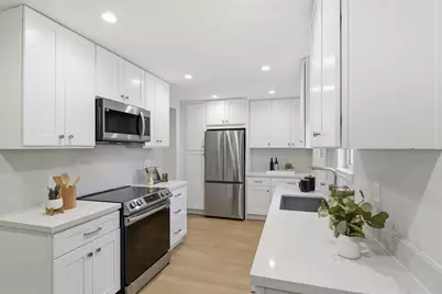 209 E Red Oak Dr F, Sunnyvale, CA 94086 - Photo 9