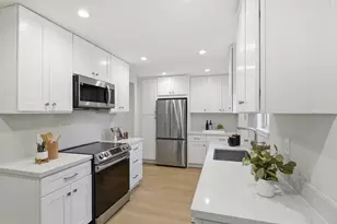 209 E Red Oak Dr F, Sunnyvale, CA 94086 - Photo 9