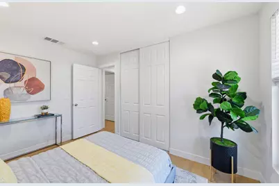 209 E Red Oak Dr F, Sunnyvale, CA 94086 - Photo 21