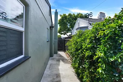 558 Irving Ave, San Jose, CA 95128 - Photo 21