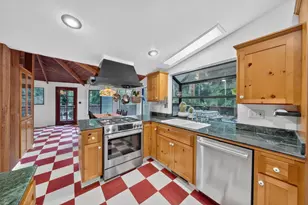 20905 Comanche Trail, Los Gatos, CA 95033 - Photo 11