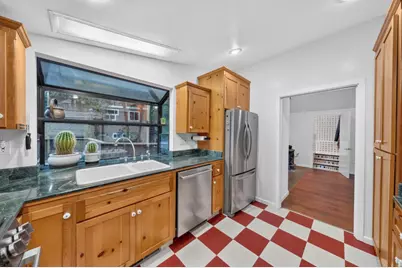 20905 Comanche Trl, Los Gatos, CA 95033 - Photo 13