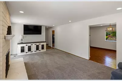 20091 Portola Dr, Salinas, CA 93908 - Photo 7