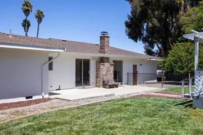 20091 Portola Dr, Salinas, CA 93908 - Photo 35