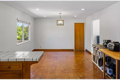 20091 Portola Dr, Salinas, CA 93908 - Photo 15
