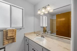 20091 Portola Dr, Salinas, CA 93908 - Photo 25