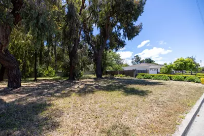 20091 Portola Dr, Salinas, CA 93908 - Photo 51