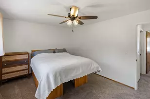 20091 Portola Dr, Salinas, CA 93908 - Photo 17