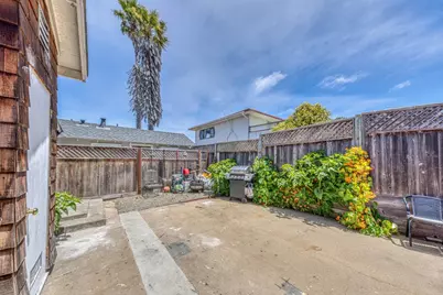 1212 Waring St, Seaside, CA 93955 - Photo 15