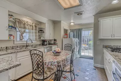 1212 Waring St, Seaside, CA 93955 - Photo 5
