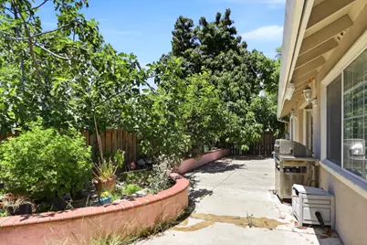 1347 Bertland Ct, San Jose, CA 95131 - Photo 45