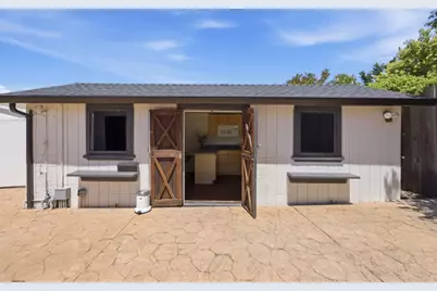 7516 Shady Hollow Dr, Newark, CA 94560 - Photo 39