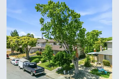 651 Belladonna Ct, Sunnyvale, CA 94086 - Photo 3