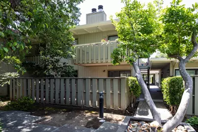 1070 Mercedes Ave 12, Los Altos, CA 94022 - Photo 21