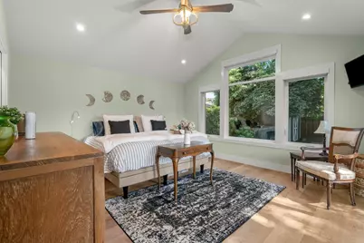 1180 Fewtrell Dr, Campbell, CA 95008 - Photo 31