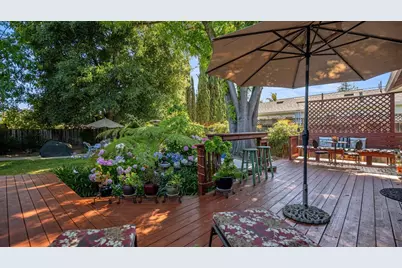 1180 Fewtrell Dr, Campbell, CA 95008 - Photo 51