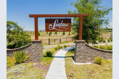1661 Castlerock Dr, Hollister, CA 95023 - Photo 45
