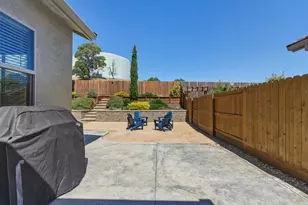 1661 Castlerock Dr, Hollister, CA 95023 - Photo 29