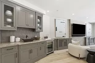 25600 Burke Ln, Los Altos Hills, CA 94022 - Photo 13