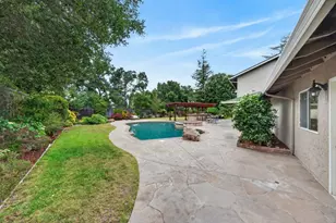 19121 Harleigh Dr, Saratoga, CA 95070 - Photo 61
