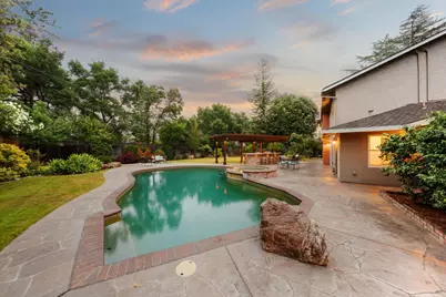 19121 Harleigh Dr, Saratoga, CA 95070 - Photo 59