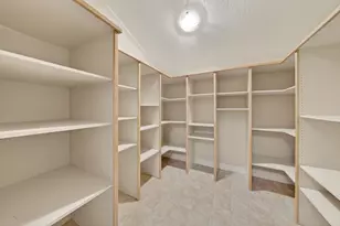 19121 Harleigh Dr, Saratoga, CA 95070 - Photo 55