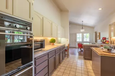 25405 Markham Ln, Salinas, CA 93908 - Photo 11