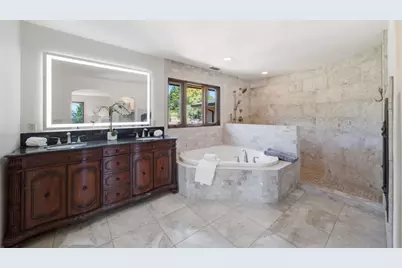 23005 Del Monte Way, Los Gatos, CA 95033 - Photo 31