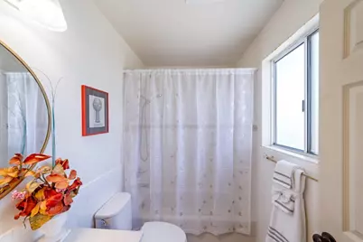816 7th Ave, Oakland, CA 94606 - Photo 25