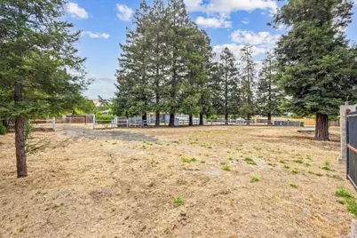 12500 New Ave, San Martin, CA 95046 - Photo 3