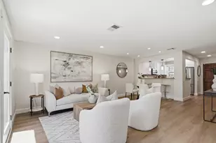 857 Carlisle Way 118, Sunnyvale, CA 94087 - Photo 1