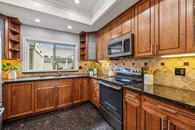 876 Ursa Ln, Foster City, CA 94404 - Photo 35