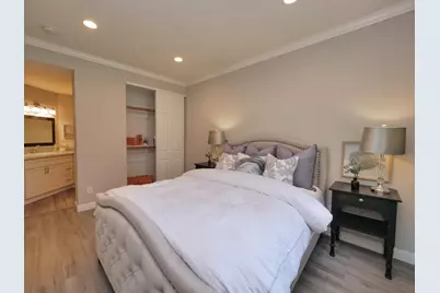 306 Shadow Run Dr, San Jose, CA 95110 - Photo 19