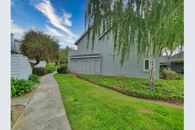 306 Shadow Run Dr, San Jose, CA 95110 - Photo 37
