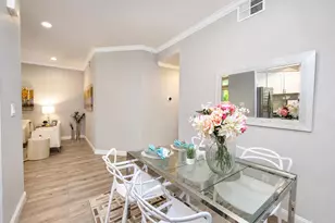 306 Shadow Run Dr, San Jose, CA 95110 - Photo 9