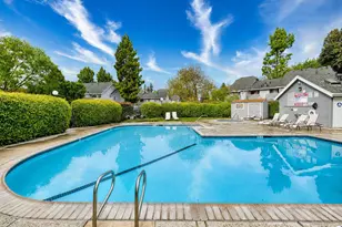 306 Shadow Run Dr, San Jose, CA 95110 - Photo 53