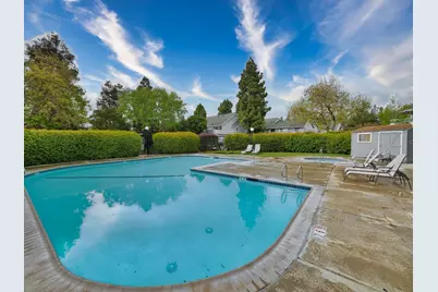 306 Shadow Run Dr, San Jose, CA 95110 - Photo 53