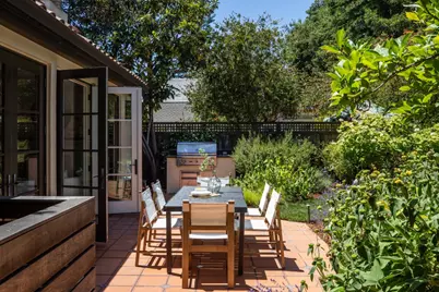 360 Oxford Ave, Palo Alto, CA 94306 - Photo 15