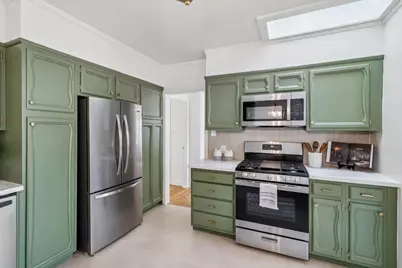 825 Amazon Ave, San Francisco, CA 94112 - Photo 21