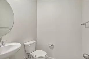 2051 Rosewood Dr, Hollister, CA 95023 - Photo 37