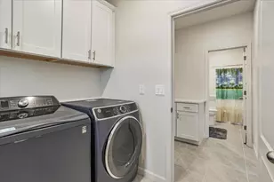 2051 Rosewood Dr, Hollister, CA 95023 - Photo 47