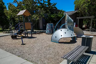 4245 Rickeys Way D, Palo Alto, CA 94306 - Photo 31
