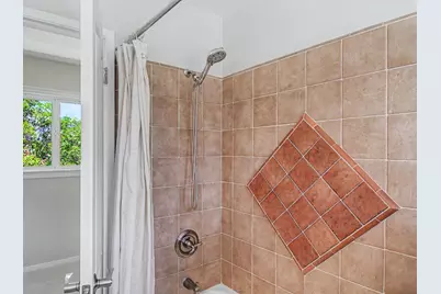 2091 Robinhood Ln, Los Altos, CA 94024 - Photo 43