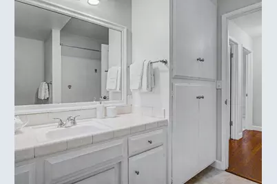 2091 Robinhood Ln, Los Altos, CA 94024 - Photo 37