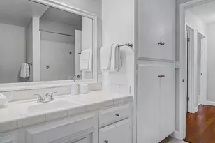 2091 Robinhood Ln, Los Altos, CA 94024 - Photo 37