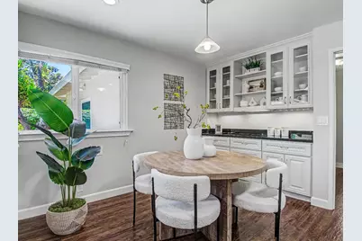 2091 Robinhood Ln, Los Altos, CA 94024 - Photo 13