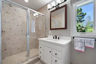 452 Roblar Ave, Hillsborough, CA 94010 - Photo 35