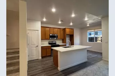 269 Cinema St, Sacramento, CA 95823 - Photo 5