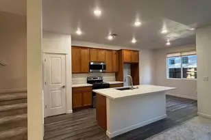 269 Cinema St, Sacramento, CA 95823 - Photo 5